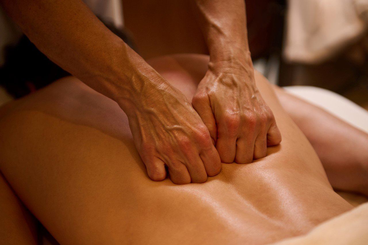 6. DEEP TISSUE MASSAGE & MUSCLE TENSION RELEASE - Liệu pháp chuyên sâu giảm đau nhức cơ thể - 120 PHÚT